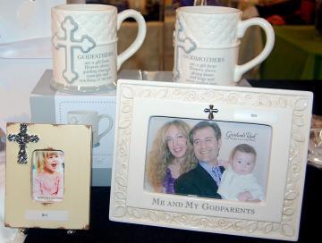 See our Specialty Gift Gallery.  They say don't get them anything but will cherish this gift forever. 

