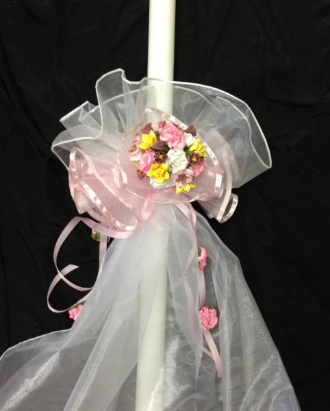 Lovely, flowing 30 inch candle with organza and silk.  This theme was gardens, butterflies, and honey jars.  $125