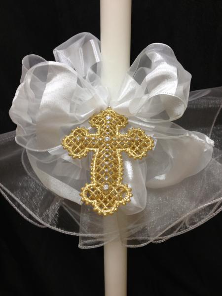 What a beautiful complement to your church altar.  30inch white candle with silk and organza.  $95